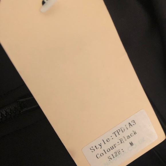 LF tribal black crop top NWT small - Picture 3 of 3